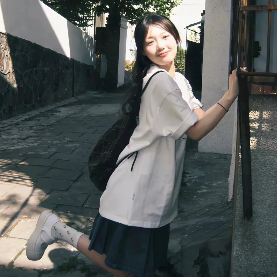 抓着彩虹的男人